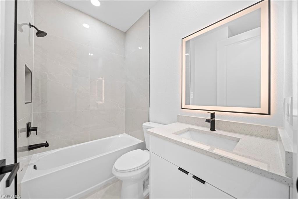 226031777 Property Photo 12