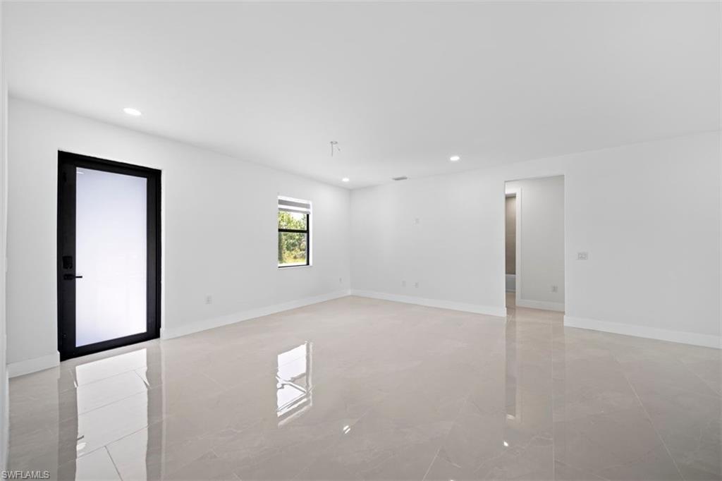 226031777 Property Photo 24