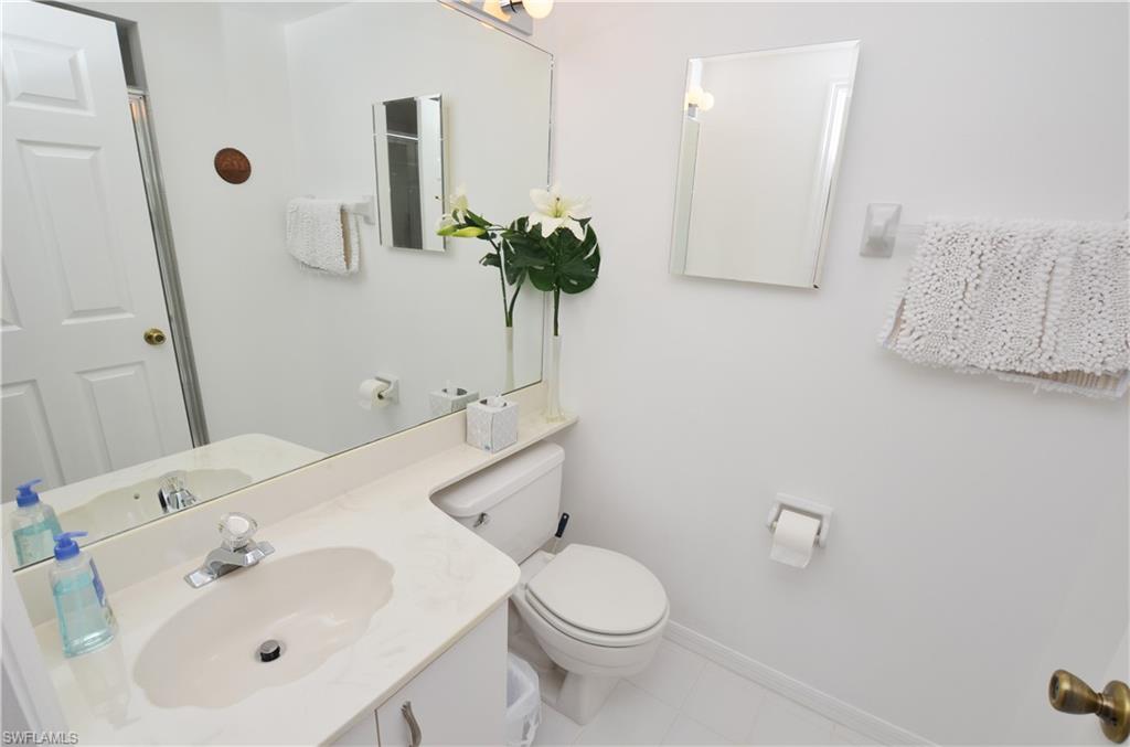 1044 Woodshire Ln B210 Property Photo 19