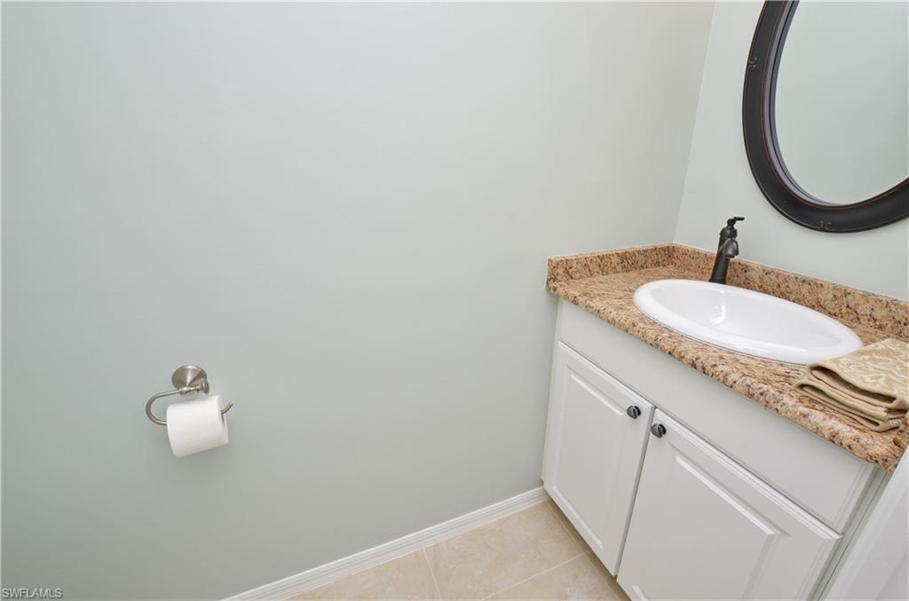 1044 Woodshire Ln B210 Property Photo 21