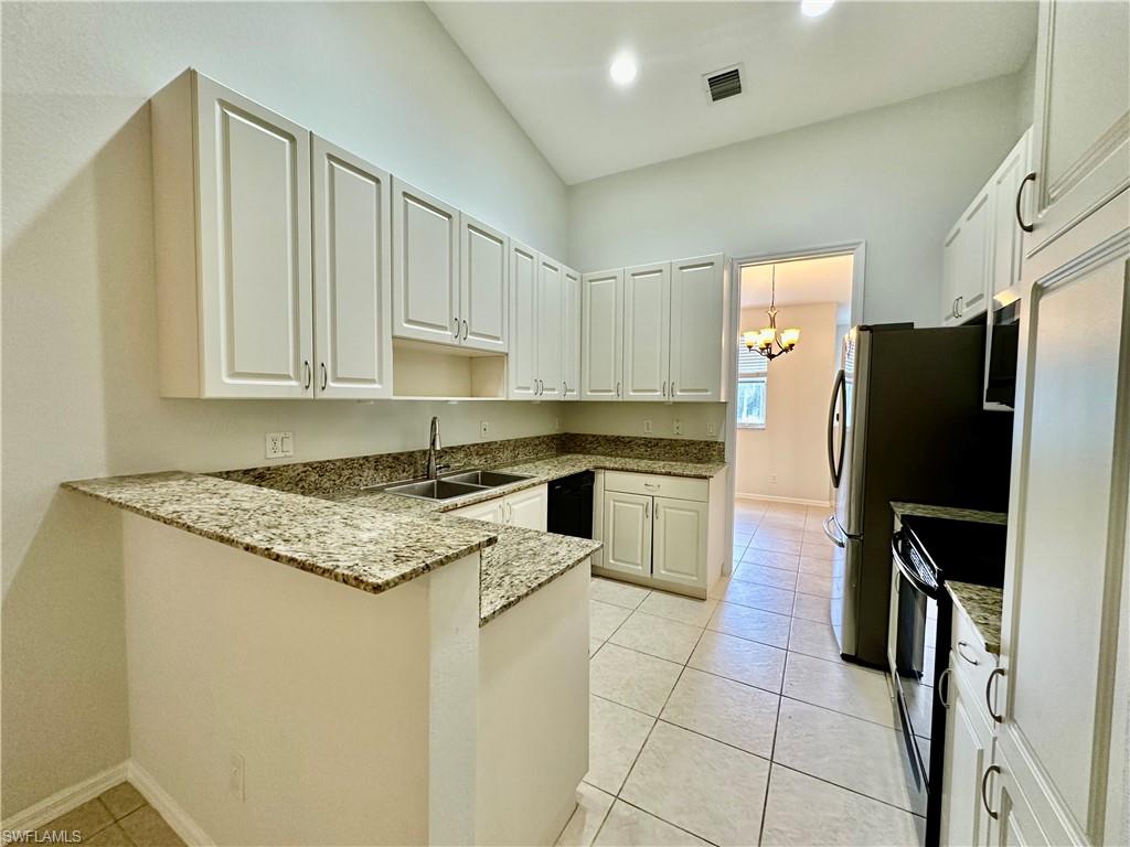 1425 Mariposa Cir 202 Property Photo 9