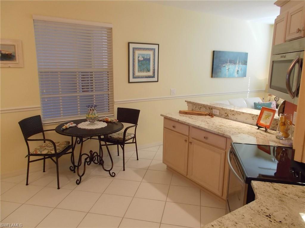 5693 Heron Ln 502 Property Photo 6