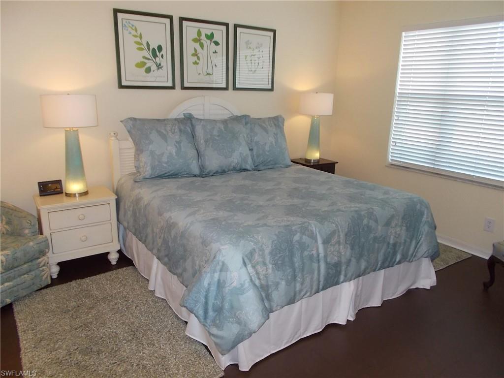5693 Heron Ln 502 Property Photo 7