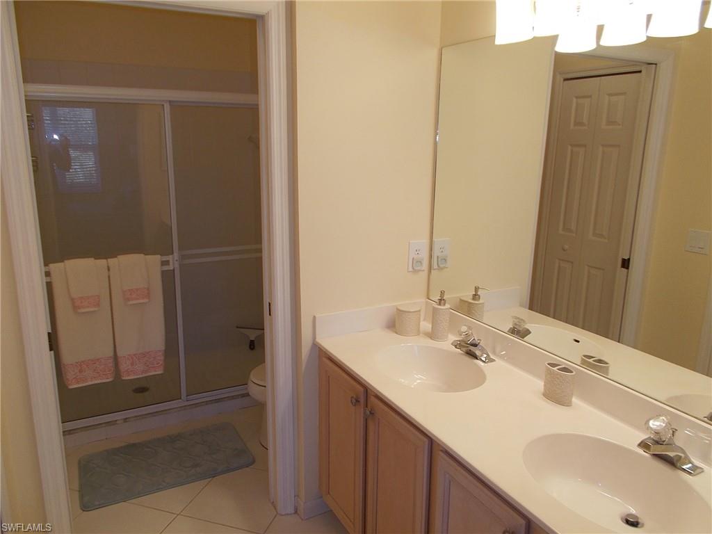 5693 Heron Ln 502 Property Photo 8