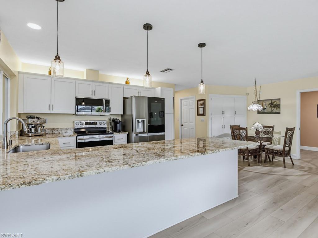 1610 Collingswood Ct Property Photo 2