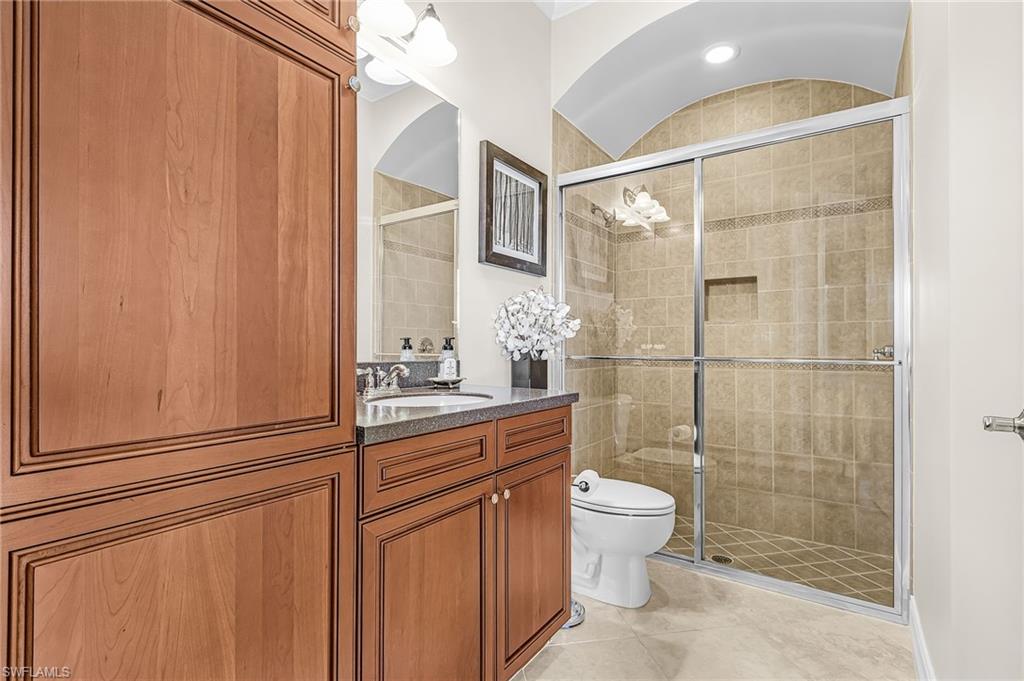9006 Shenendoah Cir Property Photo 34