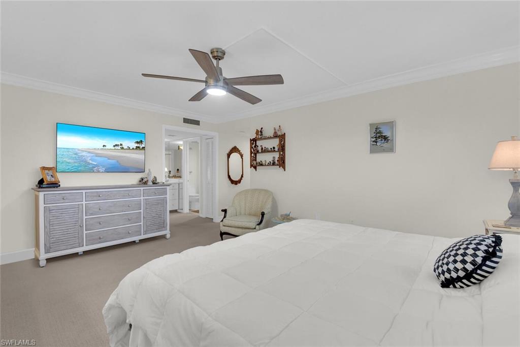 222 Harbour Dr 403 Property Photo 14
