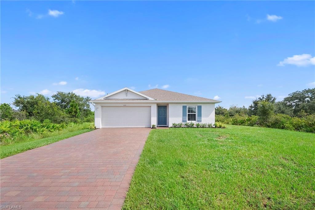 544 Woodview Dr Property Photo 2