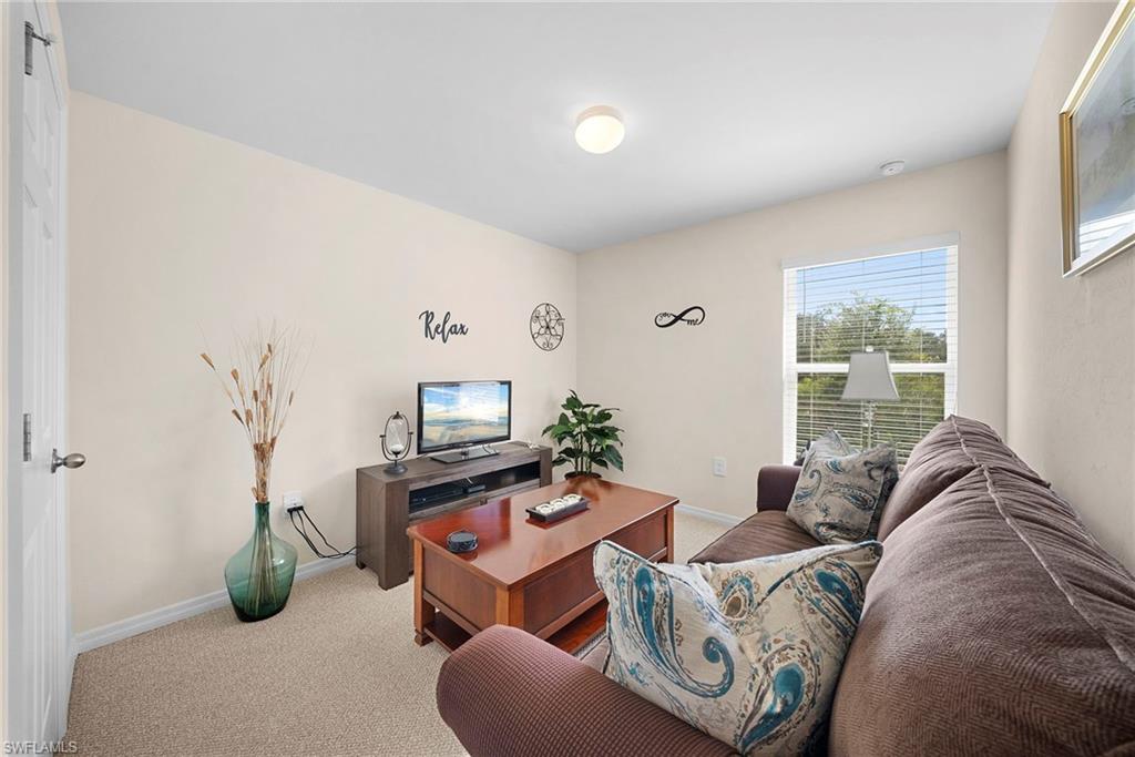 544 Woodview Dr Property Photo 15