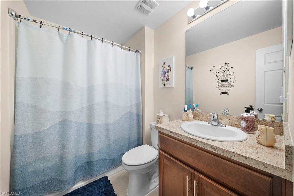 544 Woodview Dr Property Photo 23