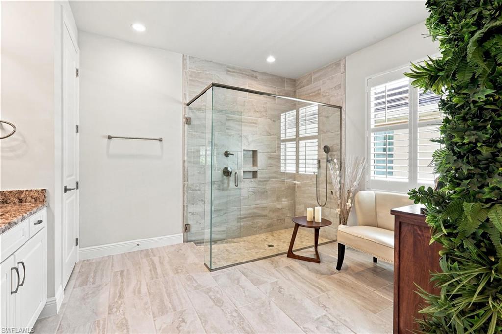 8950 Mustique Ln Property Photo 18