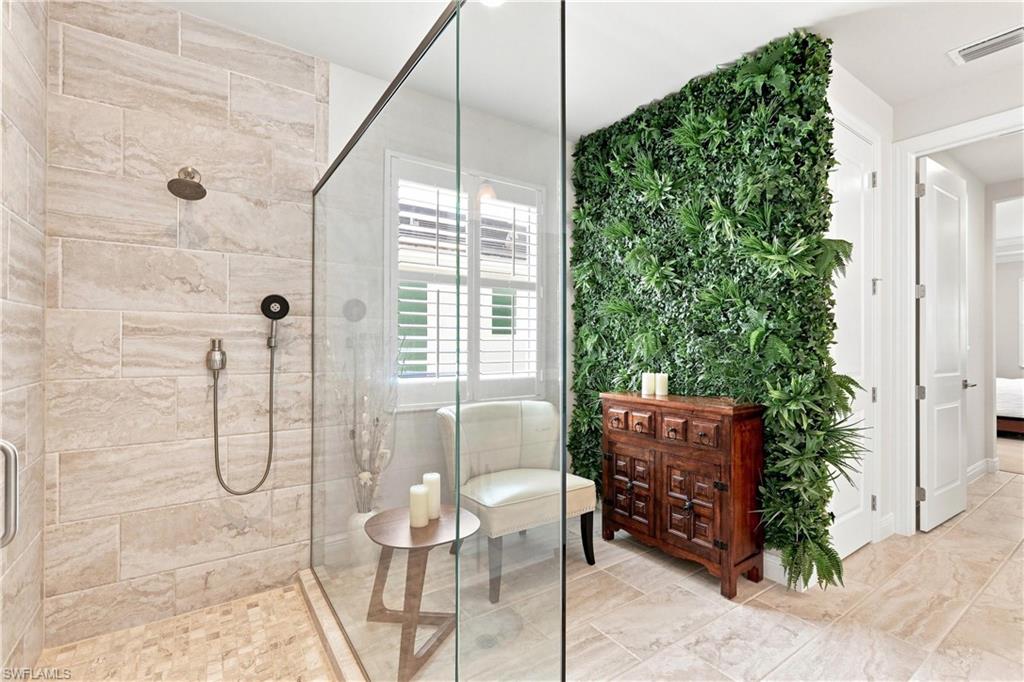 8950 Mustique Ln Property Photo 19