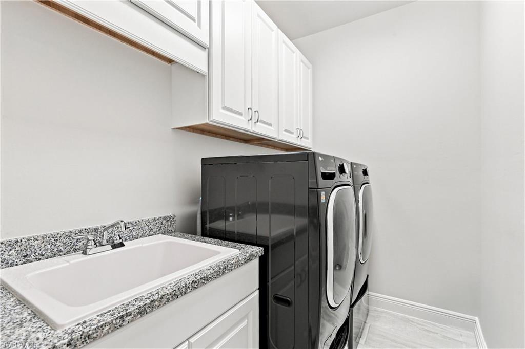 8950 Mustique Ln Property Photo 28