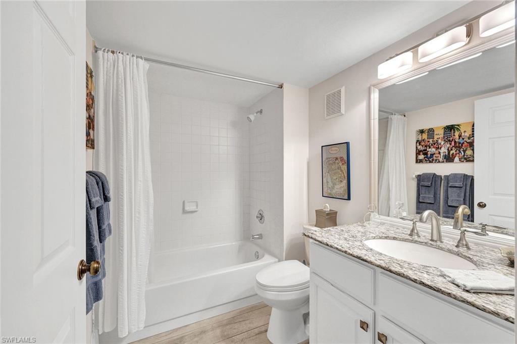 4130 Bayhead Dr 105 Property Photo 17