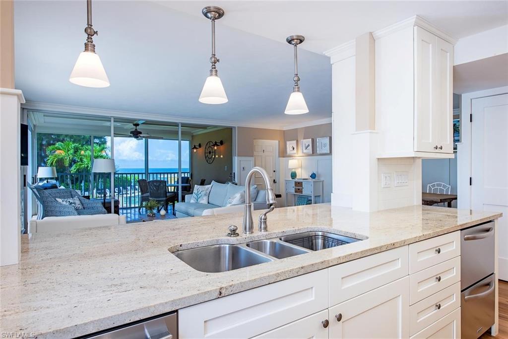 3483 Gulf Shore Blvd N 104 Property Photo 6