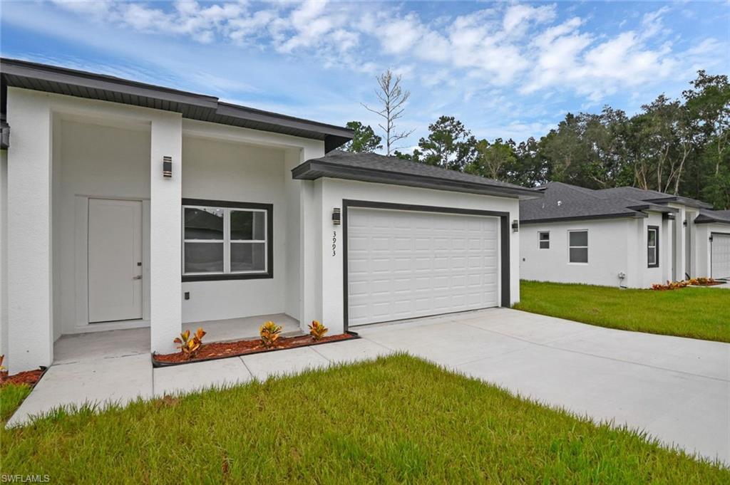 205 Australian Dr Property Photo 2
