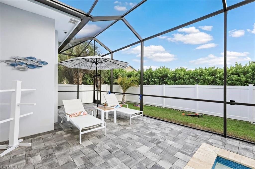 1889 Bahama Ave Property Photo 27