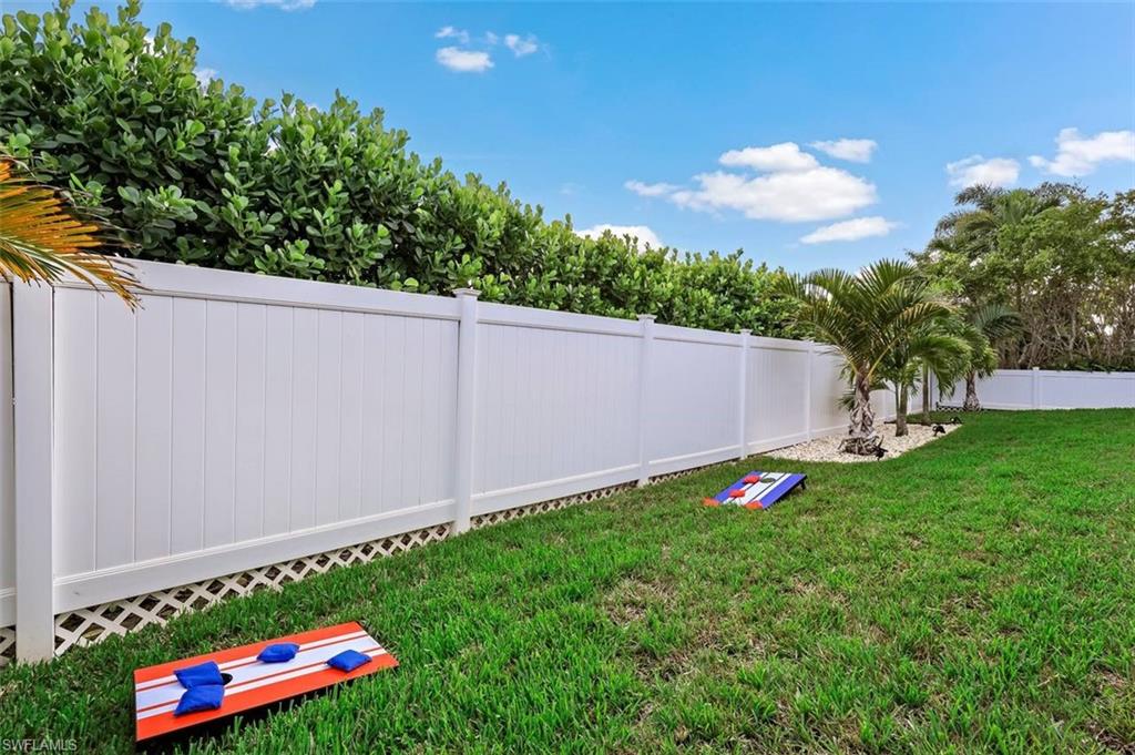 1889 Bahama Ave Property Photo 32