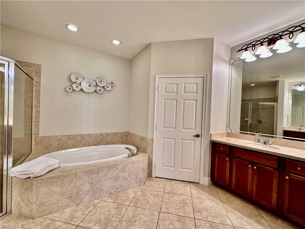 12237 Toscana Way 103 Property Photo 17