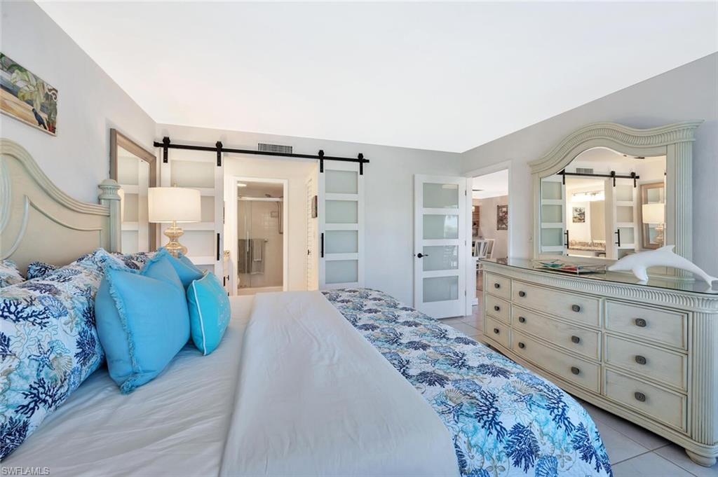 12945 Vanderbilt Dr 304 Property Photo 24