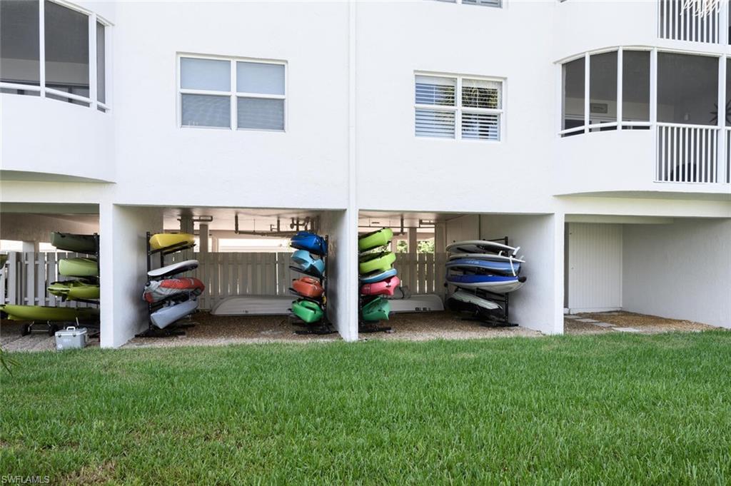 12945 Vanderbilt Dr 304 Property Photo 38