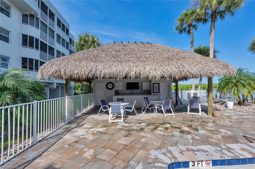 12945 Vanderbilt Dr 304 Property Photo 39
