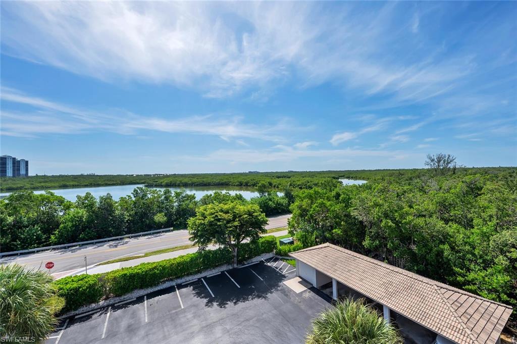 12945 Vanderbilt Dr 304 Property Photo 45