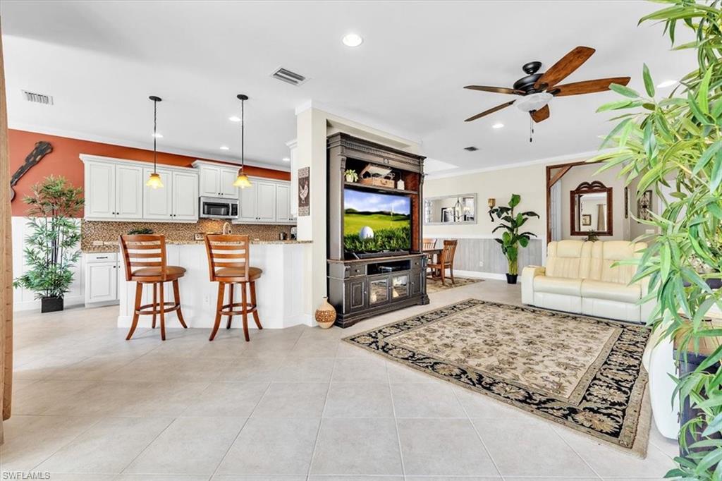 14024 Mirror Dr Property Photo 10