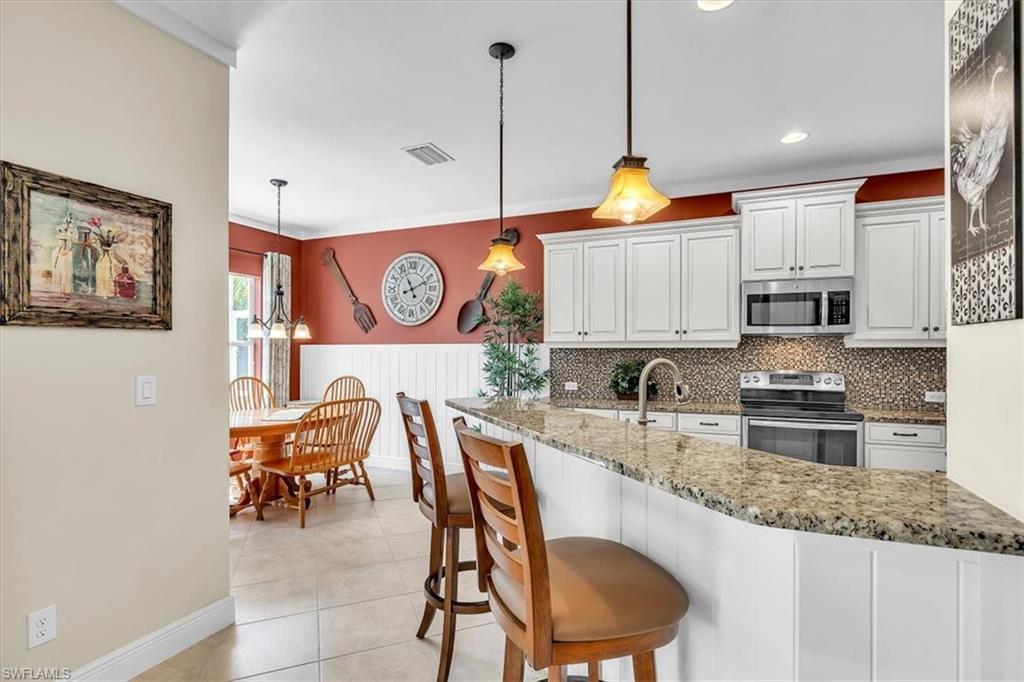 14024 Mirror Dr Property Photo 11