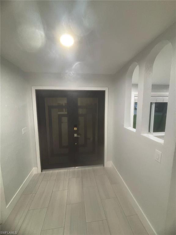 27157 Edenbridge Ct Property Photo 2