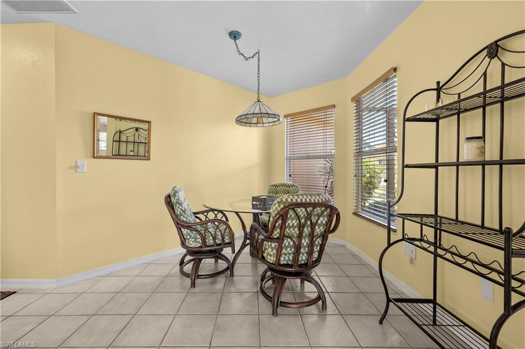 3889 Cape Cole Blvd Property Photo 11