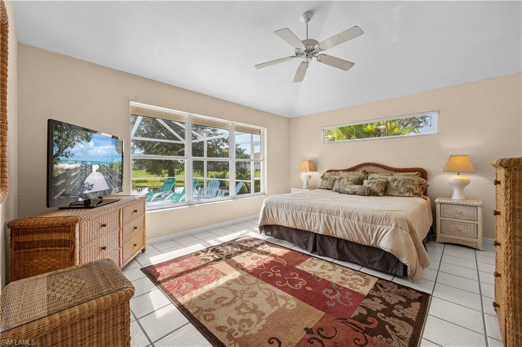 3889 Cape Cole Blvd Property Photo 16