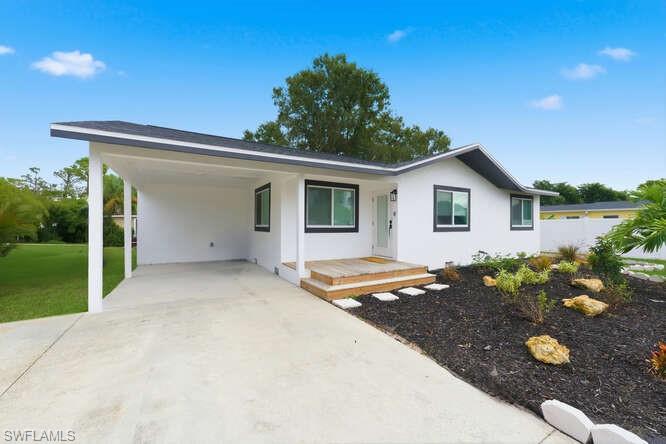 18573 Tulip Rd Property Photo 2