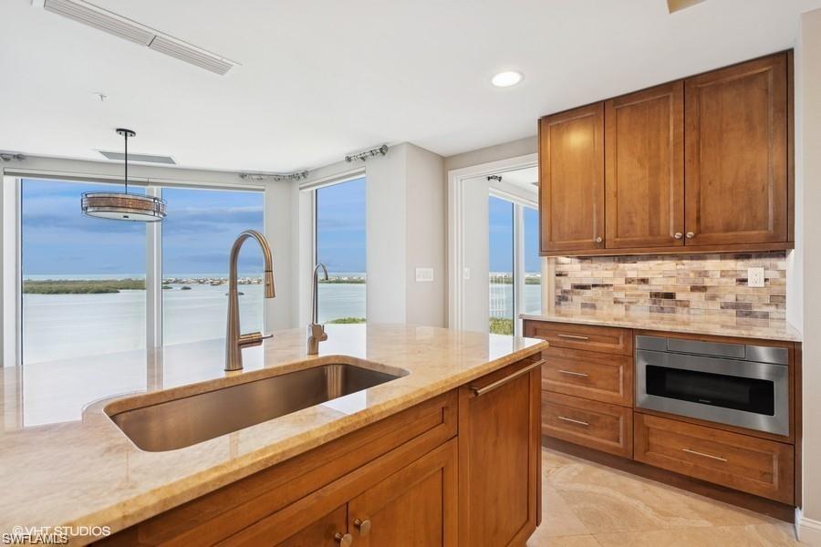 4801 Bonita Bay Blvd 1603 Property Photo 9
