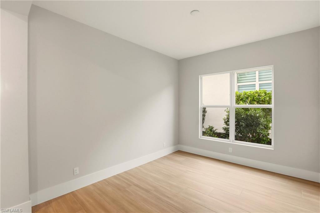 9707 Moonflower Ln Property Photo 14