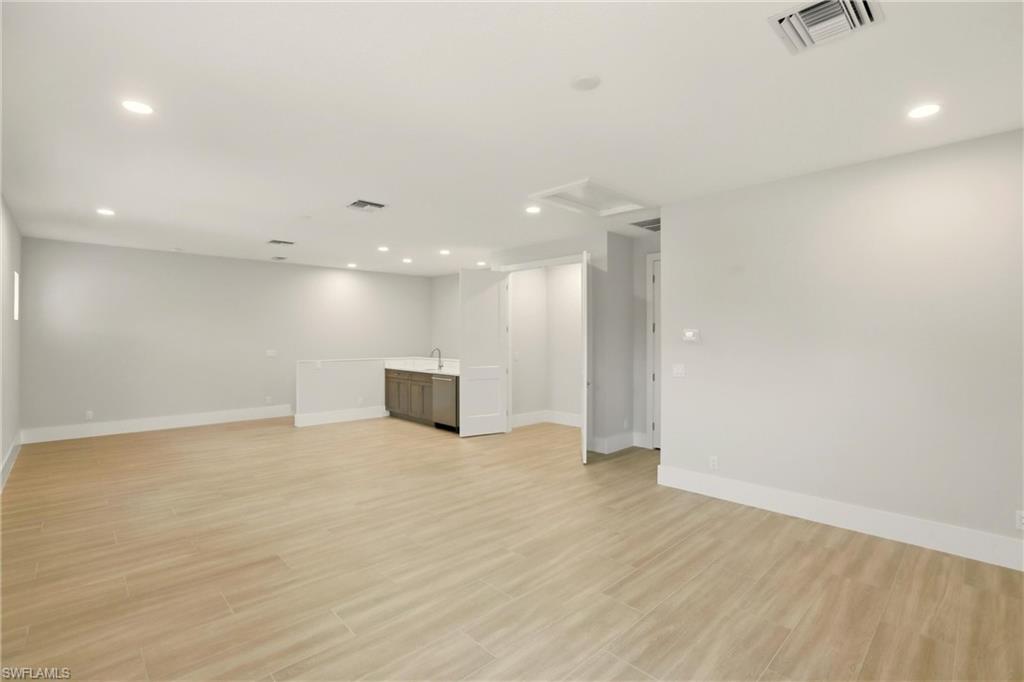 9707 Moonflower Ln Property Photo 34