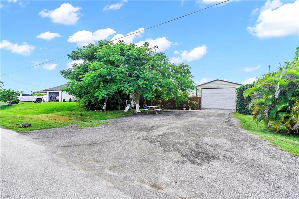 5135 Balmer St Property Photo 10