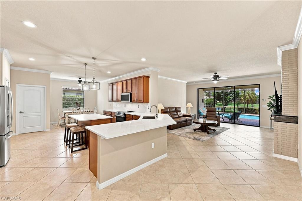 3817 Ruby Way Property Photo 4