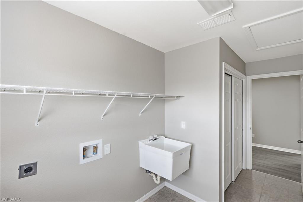13247 Little Gem Cir Property Photo 27