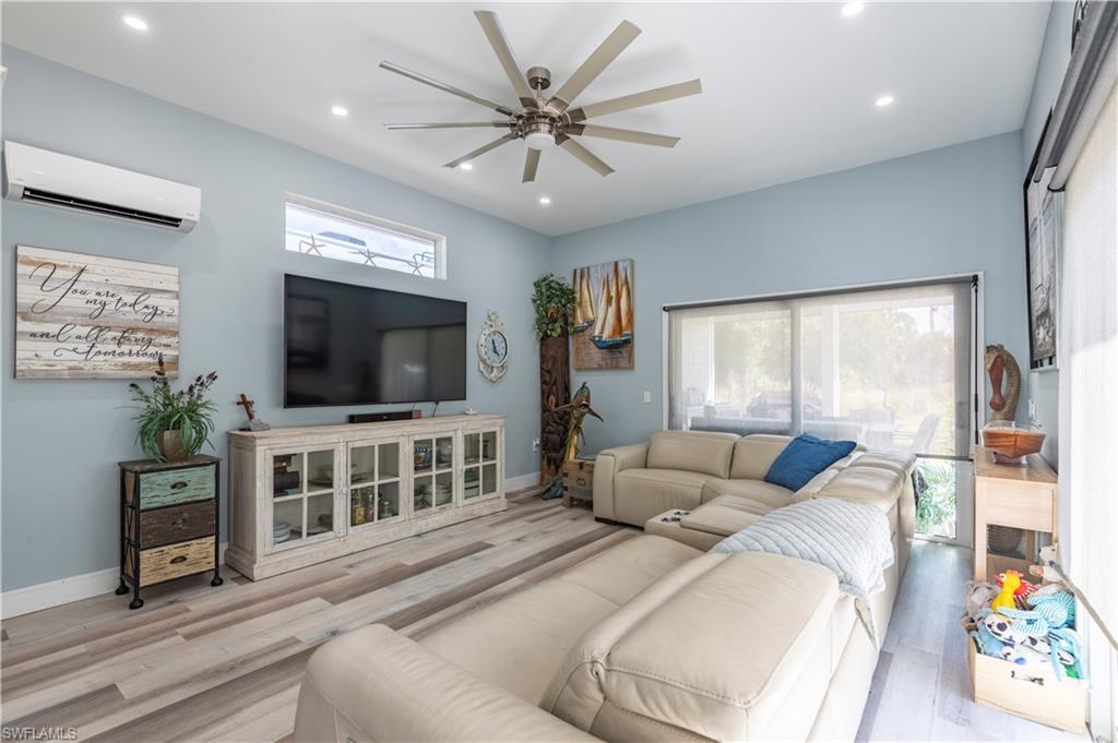 10277 Meadow Beauty Trl Property Photo 5
