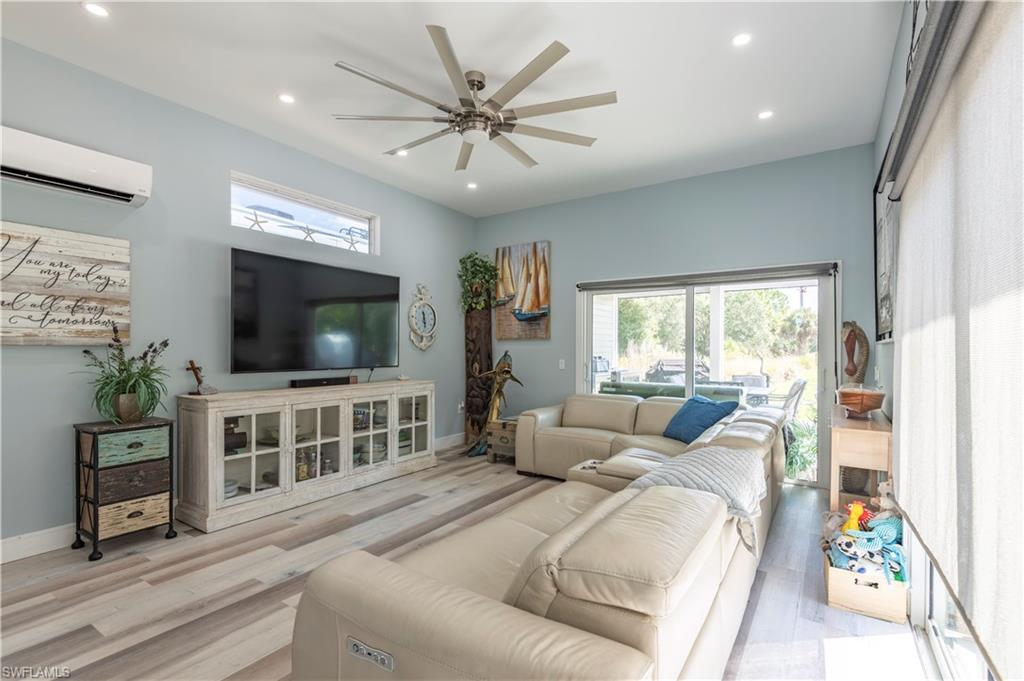 10277 Meadow Beauty Trl Property Photo 6