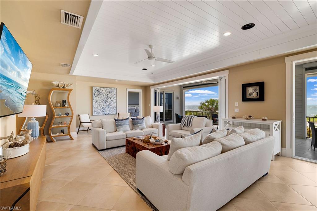 7974 Estero Blvd Property Photo 8