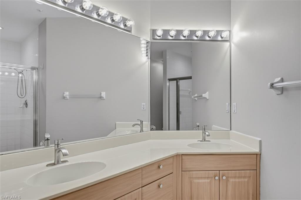 3461 Pointe Creek Ct 106 Property Photo 12