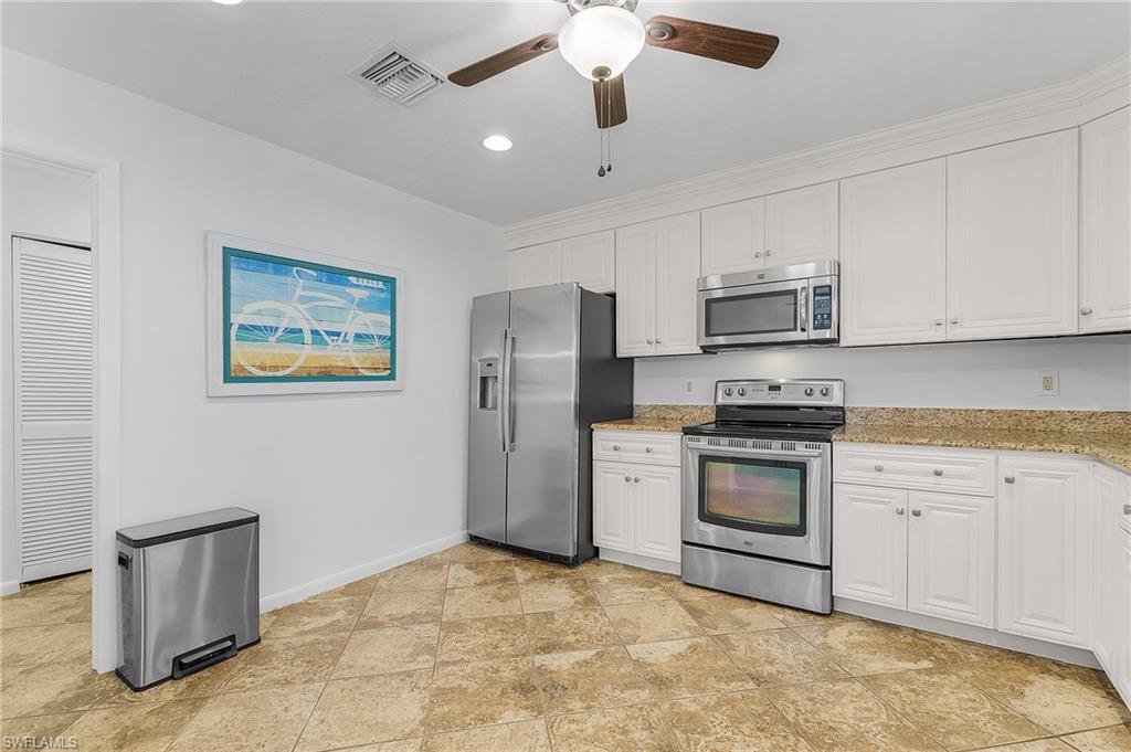 116 1st St Property Photo 10