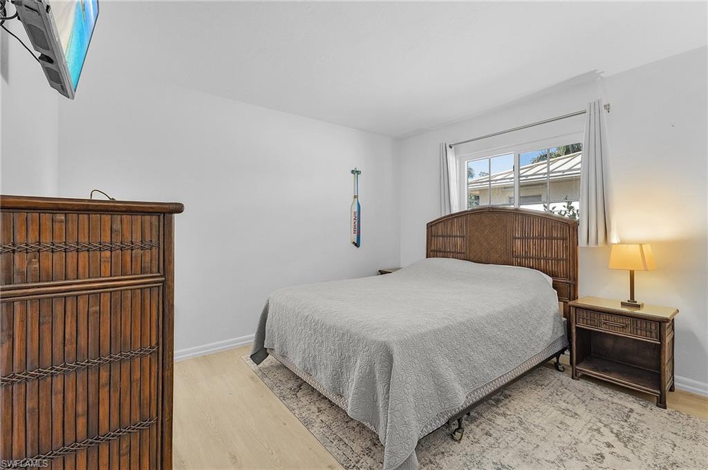 116 1st St Property Photo 17