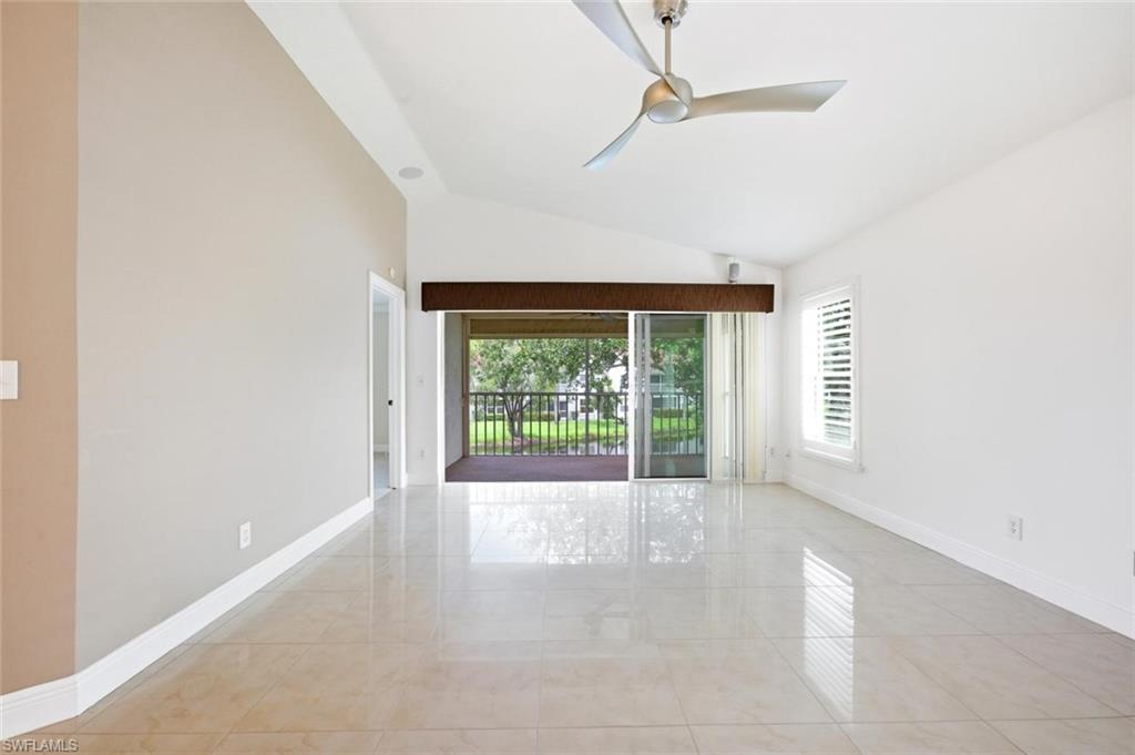 9856 Luna Cir 204 Property Photo 2