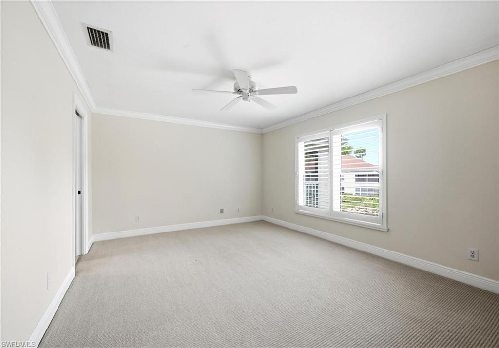 9856 Luna Cir 204 Property Photo 17