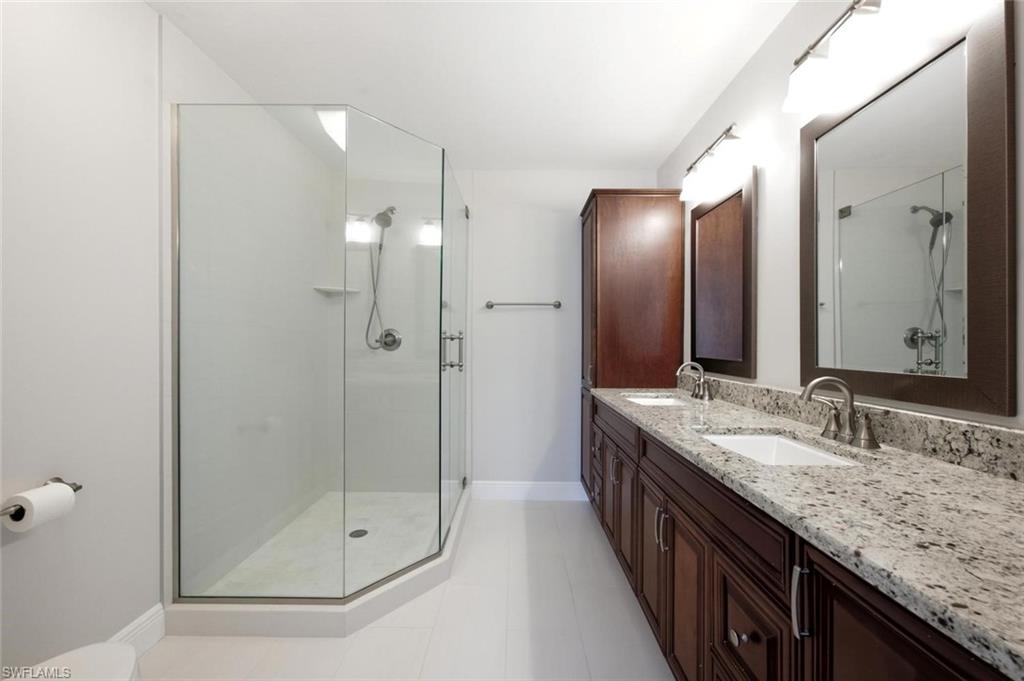 9856 Luna Cir 204 Property Photo 20