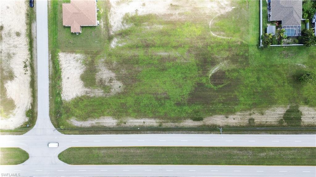 1737 Santa Barbara Blvd N Property Photo 3