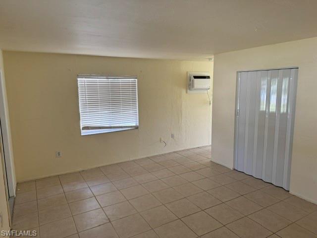26931 Riverside Dr Property Photo 3